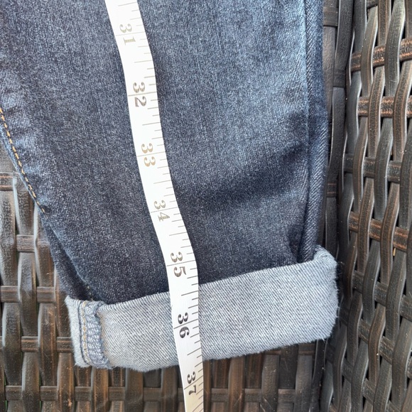 Judy Blue Women’s Jeans
Size: 13 / 31
Color: Dark Wash Blue - Picture 5 of 6